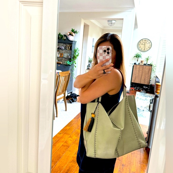 Loz Feliz Large Slouchy Leather Tote in Meadow - Picture 13 of 13